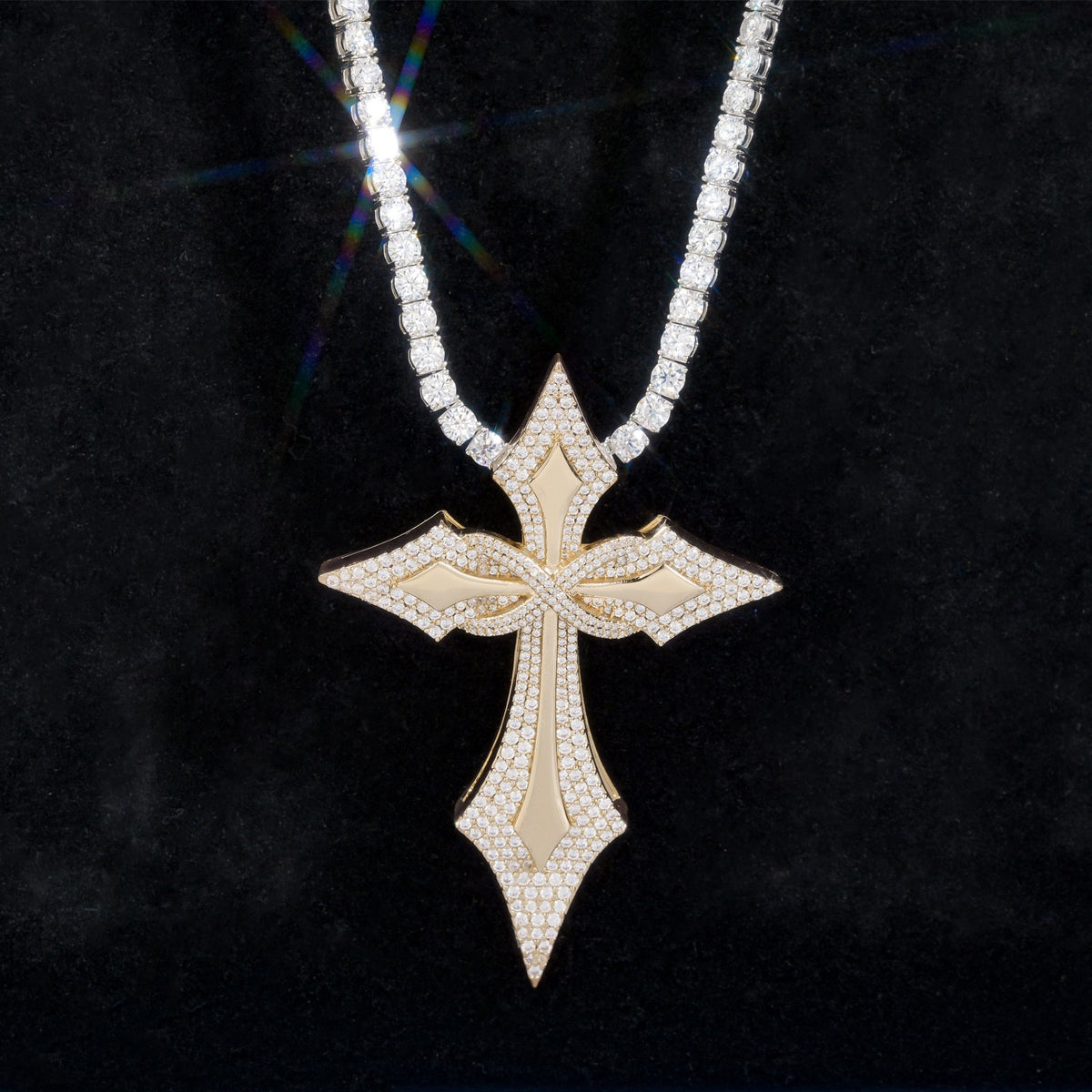 SSS - Viking Diamonds cross Sharp icedout diamond pendant