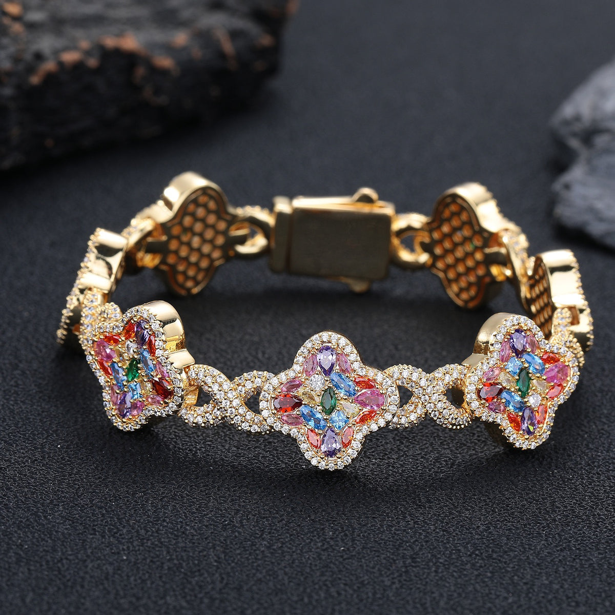 SSS - Four leaf Clover Multicolor Church font sapphire gemstone link bracelet