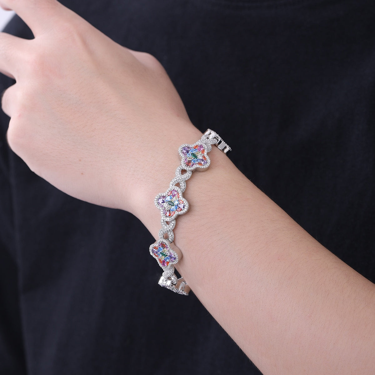 SSS - Four leaf Clover Multicolor Church font sapphire gemstone link bracelet