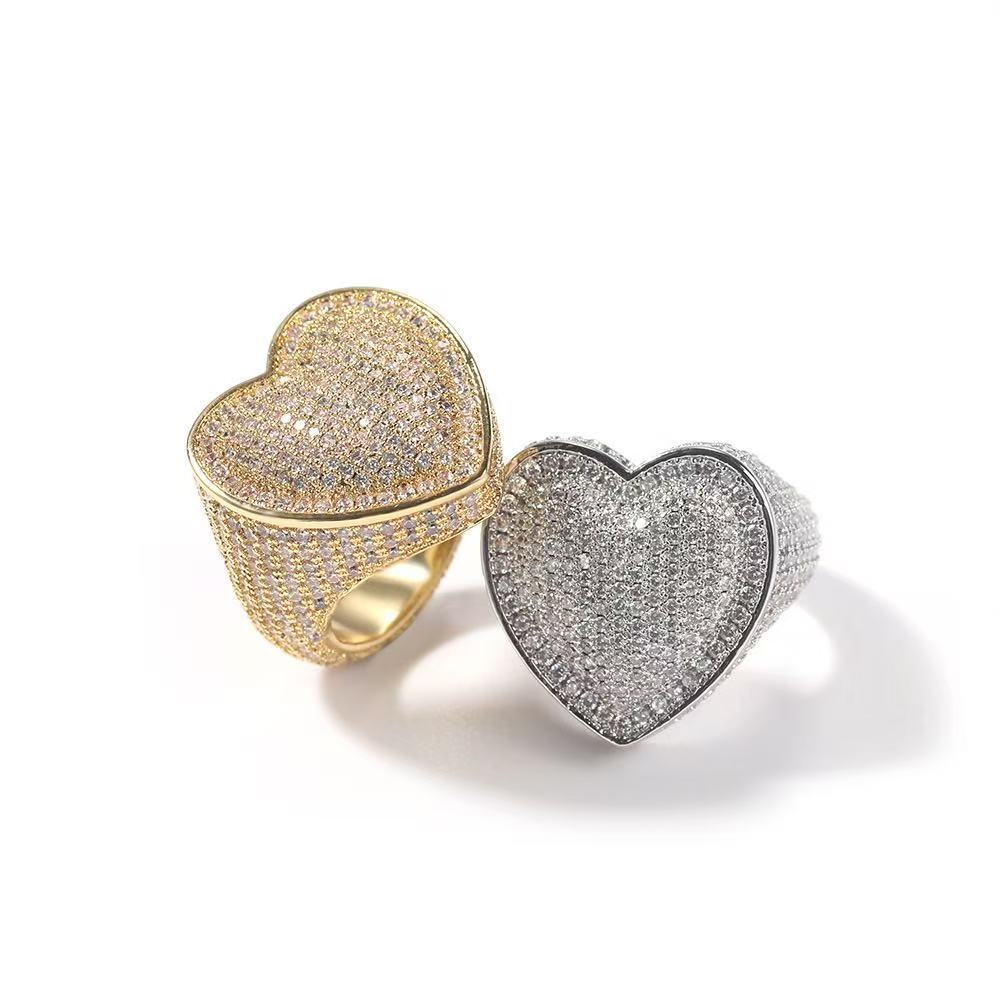 SSS -  Icedout Heart round cut diamond ring