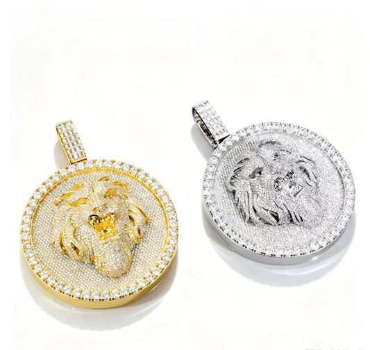 SSS - Icedout Lion Circle Charm diamond pendant
