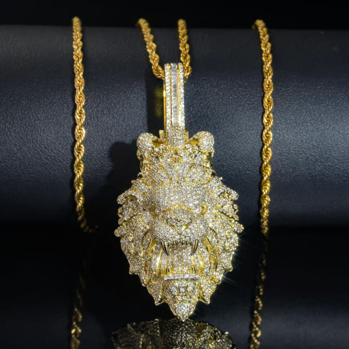 SSS- Regal 3D pendant Lion head icedout diamond fully encrusted pendant
