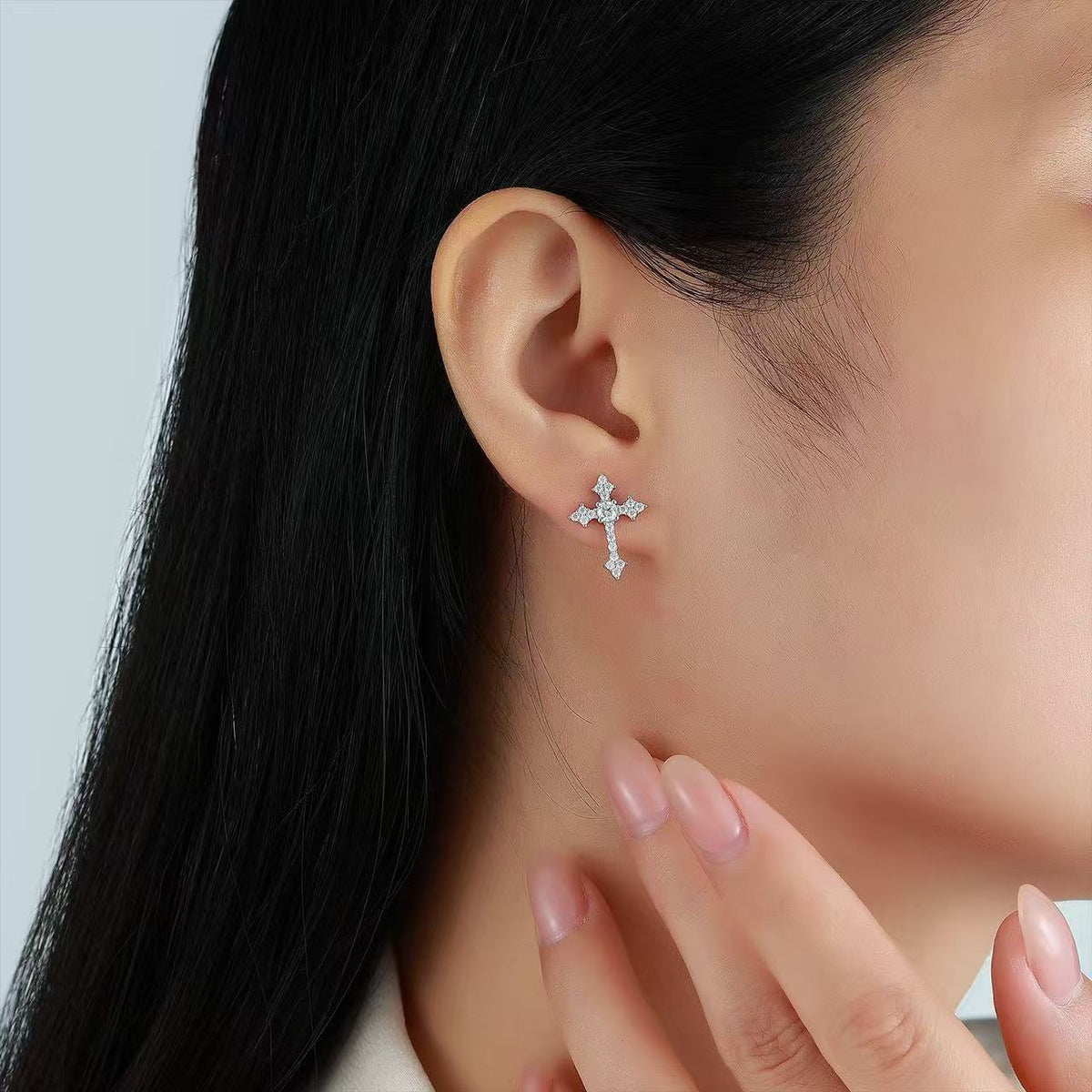 SSS - Icedout Cross Moissanitestud diamond Earrings
