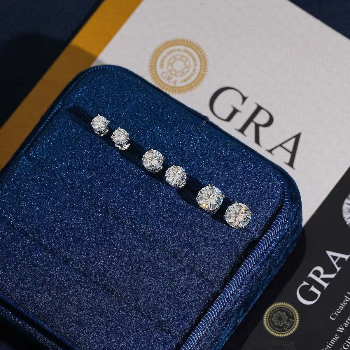 SSS - 4 Prong Round brilliant Moissanite diamonds stud Earrings