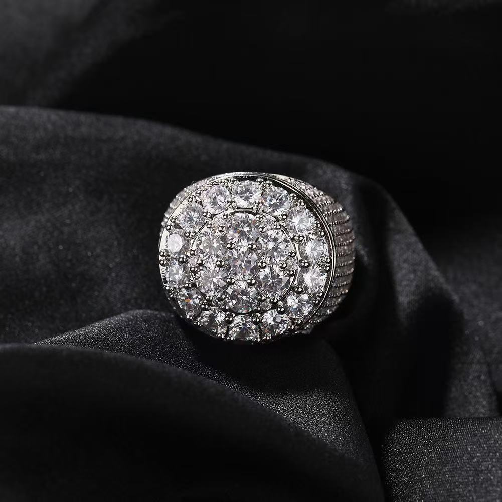 SSS -  Icedout Round cluster diamond pointers Cut Ring