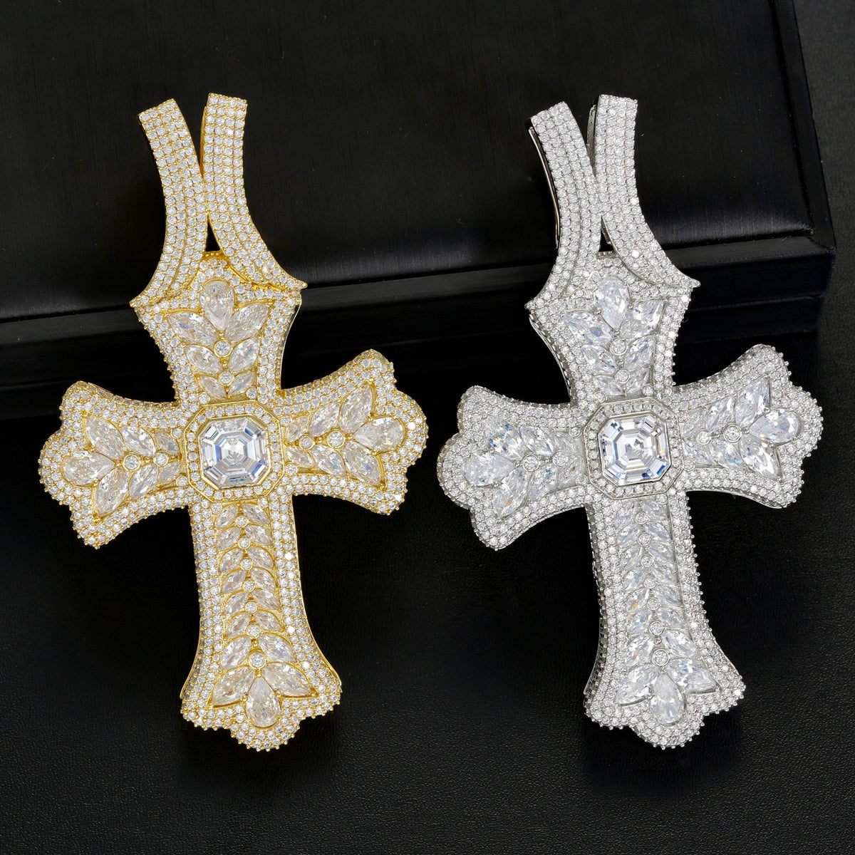 SSS - Cross Emerald Exed Bail diamond pendant plated gold