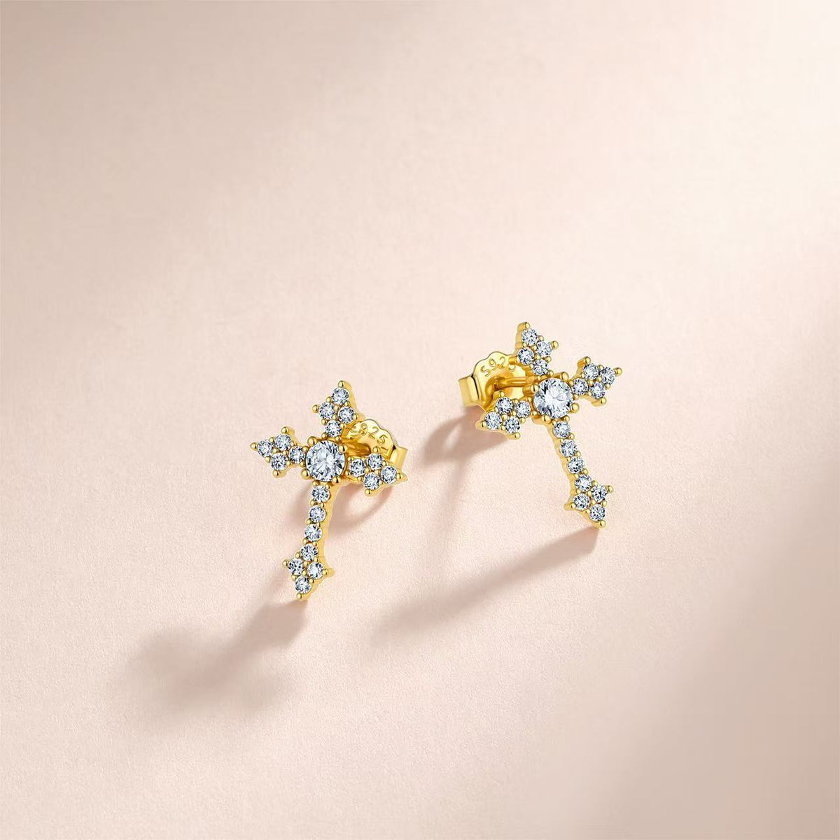 SSS - Icedout Cross Moissanitestud diamond Earrings