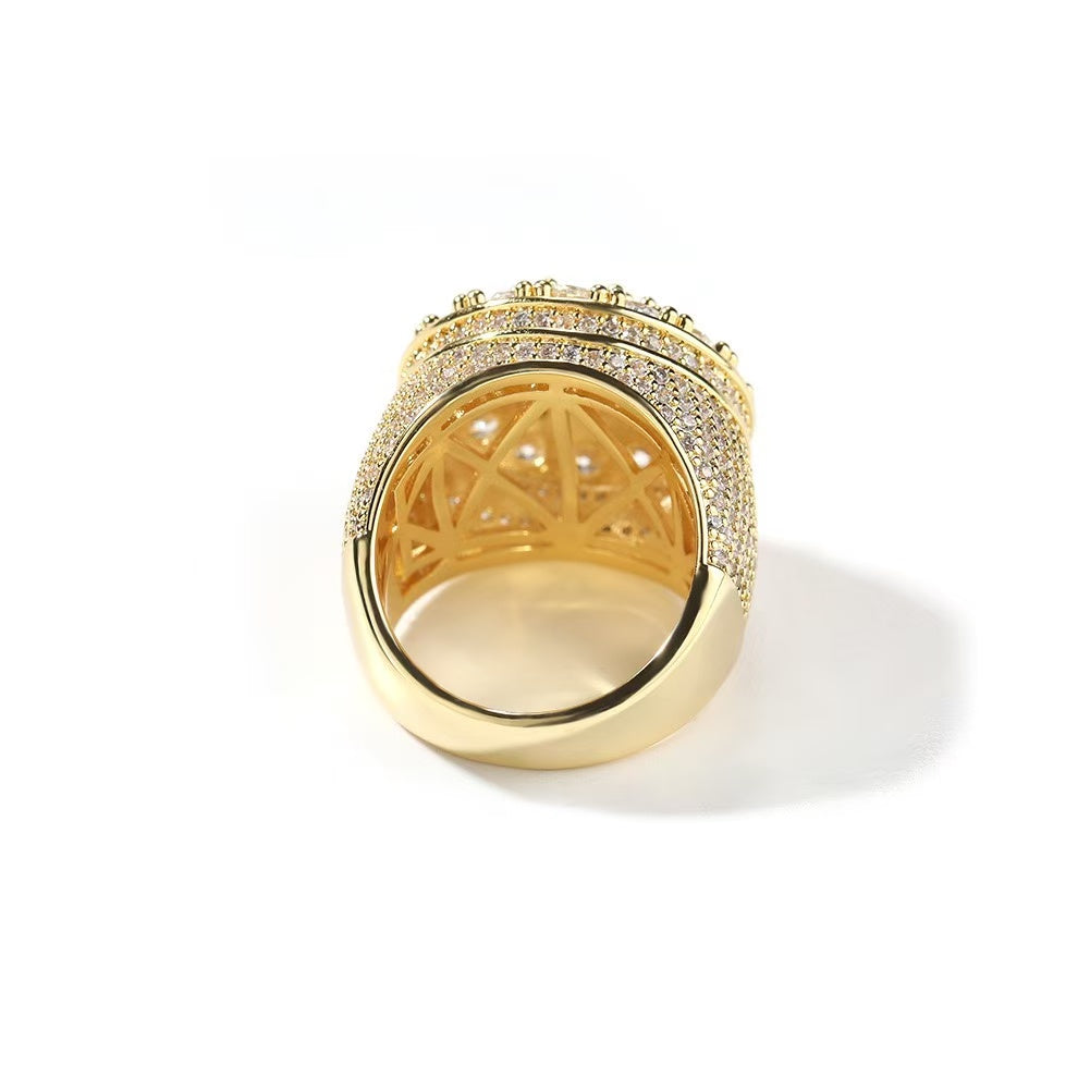 SSS -  Icedout Round cluster diamond pointers Cut Ring