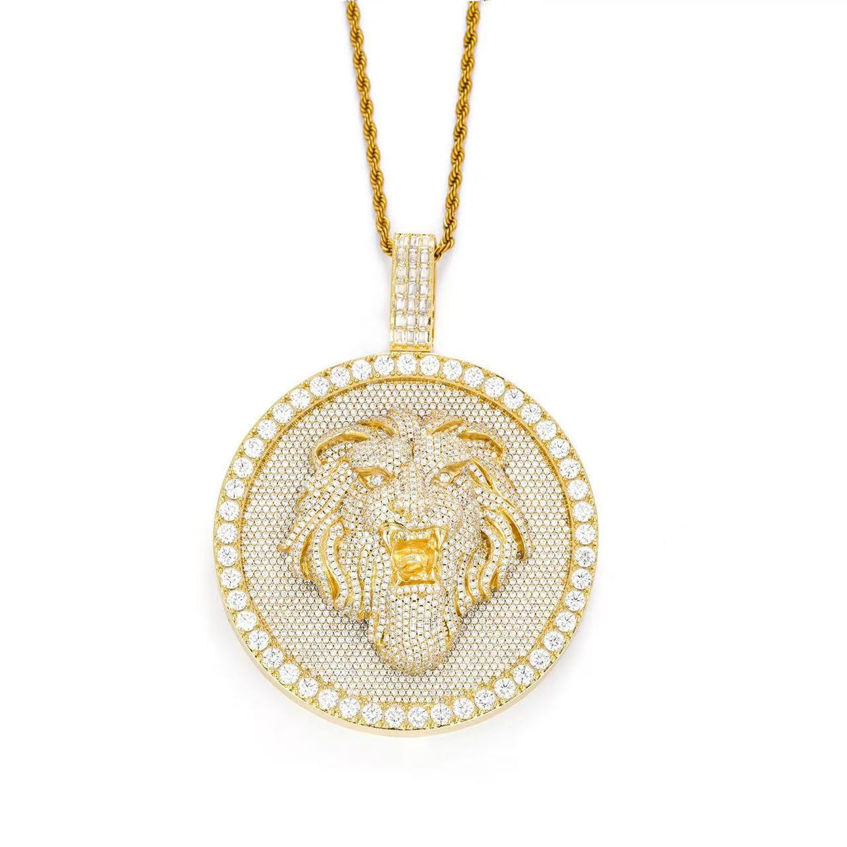 SSS - Icedout Lion Circle Charm diamond pendant