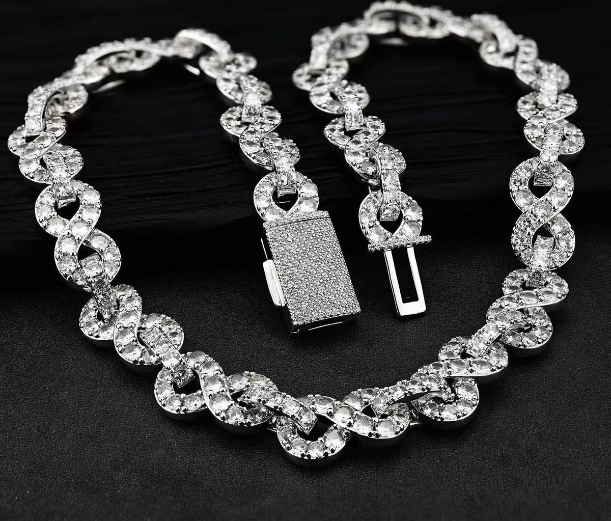 SSS - Infinity Link icedout diamond Neckalce