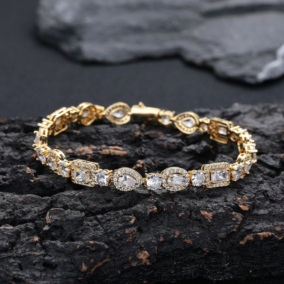 SSS - Halo GVC Multi diamond shape tennis link bracelet