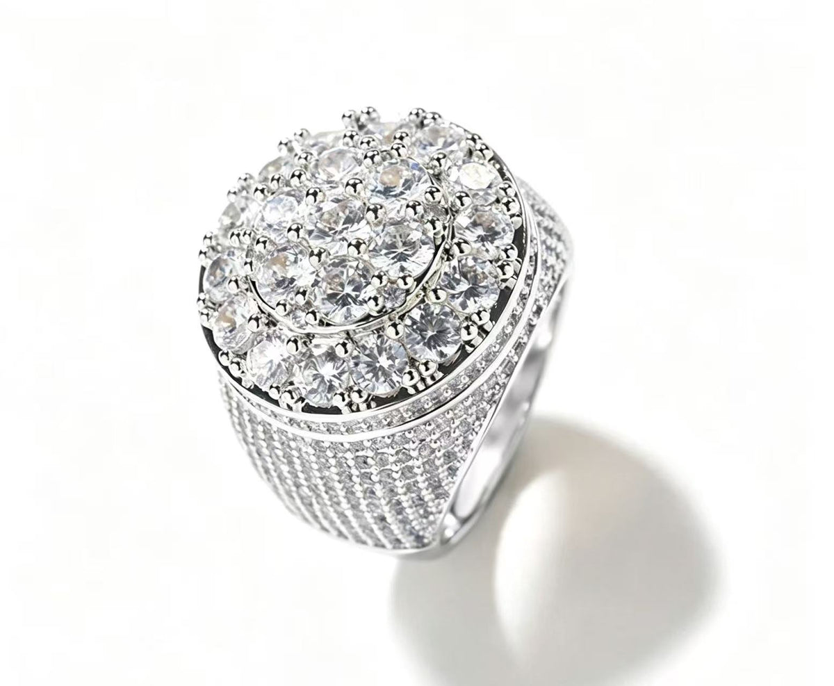 SSS -  Icedout Round cluster diamond pointers Cut Ring
