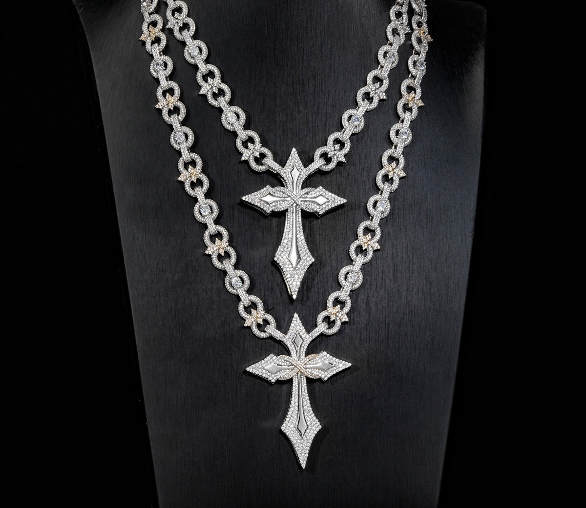 SSS - Sharp Cross Icedout diamond pendant Link Moissanite S925 diamond Necklace