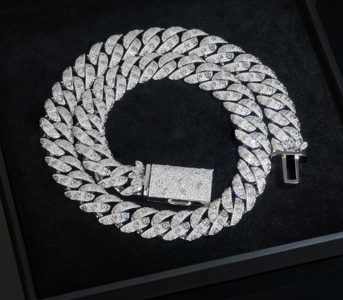 SSS - 18MM Icedout Cuban diamond pointers Fleury Necklace
